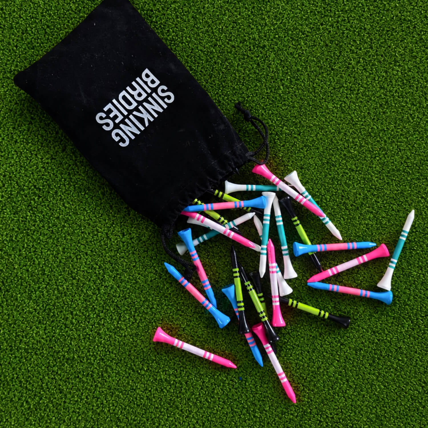 収納ポーチとカラーミックスのSINKING BIRDIES竹製ゴルフティー